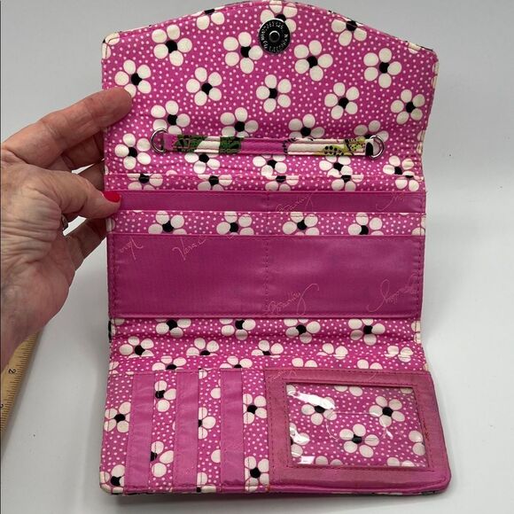 Vera Bradley Priscilla Pink Quilted Clutch/Wallet - Picture 4 of 6
